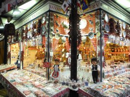 А как же рынок Будапешта?
Это просто место полнейшего гастрономического разврата.
Особонно если надумал похудеть