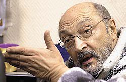 И какова же причина была их запрещать? Кро броского заголовка.
Большую часть я видел...