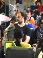 Сначала все внимание направил на ипанутую бороду, но потом понял, смысл фото глубже.