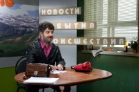 Оригинальный комментатор, комментирует все