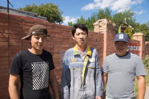 У нас в городе 3 китайца одного трансформера уже собрали )))