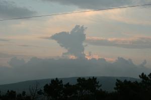 Заснял вечером над Симферополем, этим летом.