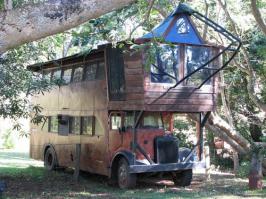 Эх, парочку бы таких экземпляров я бы себе на участок поставил бы + электричество в салон = и можно наслаждаться видом...