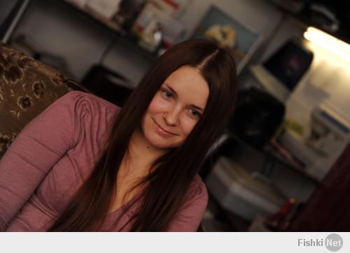 мне 26. вообще не пользуюсь косметикой. без фотошопа. даже веснушки видно.