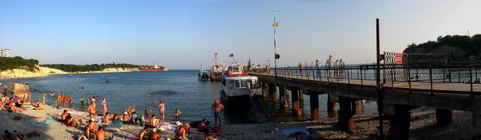 Голубая бухта, недалеко от Геленджика