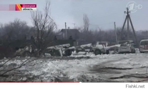 Трофейная техника ВСУ захваченная ополченцами на одном из блокпостов под Углегорском (сообщается о 6 пушках "рапира"):