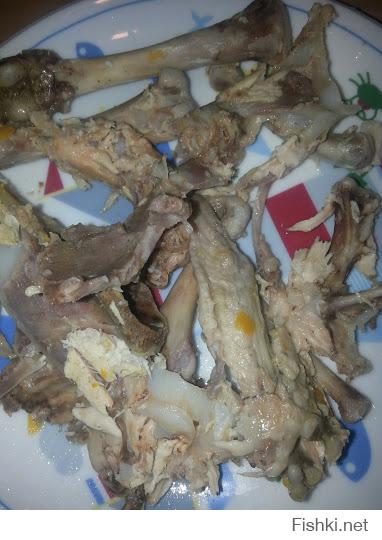 Не плачьте! Мясо пойдет ребенку, в суп, ему жить надо, а мы с женой косточки обглодаем! Дня на 3 нам должно хватить! Все хорошо!