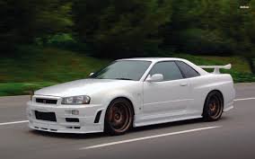 еще автор забыл 1.nissan skyline