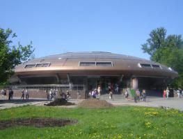 Санкт-Петербург, Станция метро "ГОРЬКОВСКАЯ"
