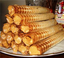 вафельные трубочки и орешки со сгущенкой, что может быть вкуснее!?