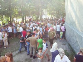 Обоссанную стену будут отмывать?