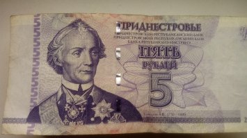 он у нас на всех купюрах