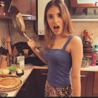 класная девчушка