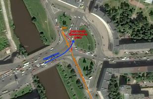 Ниссан летел на красный!
А рег, объезжая затор на перекрестке, выбрал не самую удачную траекторию (вдруг ниссановскую встречку припишут?)...

ИМХО, признают Ниссан, но виновато и стадо баранов, которое встало на перекрестке, нарушая ПДД 13.2.

_