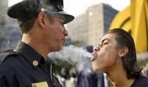 особенно когда речь идет о белом порошке или ганджубасе