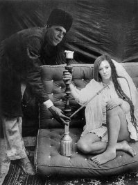 Этого раба почему-то особенно жалко