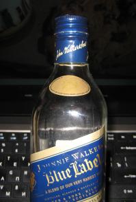 Johnnie Walker Blue Label из dutyfree.