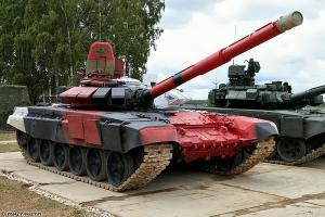А к чему на фото Т-80БВ и словацкая модификация семдесятдвойки,Т-72М2 «Модерна»? Вот Т-72Б3