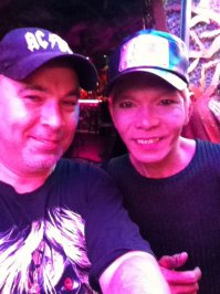 Фокусник у которого всегда есть закурить 