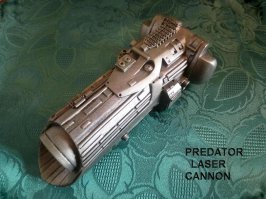 Это тоже из комплекта выживания космонавта в джунглях)))