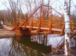Волшебный мост через Яузу. Ночью на нем могут исчезнуть деньги и мобильные телефоны.