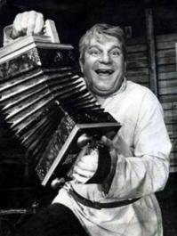 Про старушку, банк и квадратные яйца!