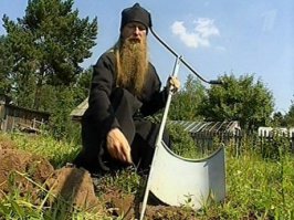 Спасибо отцу Геннадию из Кировской области.