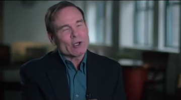 Если бы, если бы, появился бы другой Гитлер, какойто там Тенди (лично я не верю этой жалькой сказке). А самое паршивое, это то, с каким рвением и уверенностью, лапшу втирает этот человечик. Подобные истории бесполезные, отвлекают от исторических фактов, навязывают думать: "Что лучше бы убил", потомучто я знаю будущее! Имхо.