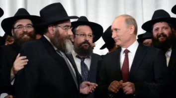 фууу вы что!!! это же писал сраный жабоед гейропеец Антуан де Сент-Экзюпери!! давайте лучше почитаем цитаты нашего героя!