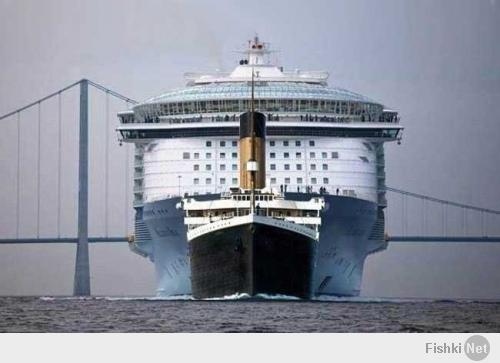 Титаник и самый крупный круизный лайнер Allure of the Seas.