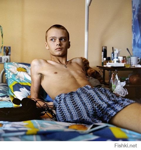 Вчера их призывали как героев, обещали деньги за убийство мирного населения, а сегодня они никому не нужны. А сколько зарыто без табличек в донецкой степи, потому, что их просто не хотят забирать, чтобы семьям компенсацию не выплачивать.