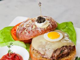 На фото не видно зубочистки... вот оригинал