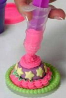 Игрушка в Киндере