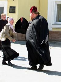Наши по любому сильнее, такие пузы таскают не напрягаясь.