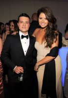 Вот только почему она такого дрища выбрала?