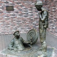 Красноярск, "Дядя Яша и стажер"