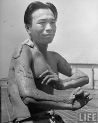 Для полноты картины добавлю: фото последствий в Хиросиме и Нагасаки