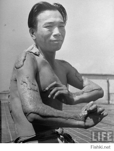 Для полноты картины добавлю: фото последствий в Хиросиме и Нагасаки