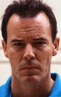 Вот актер ещё хороший второго плана - Эндрю Дивофф. Тьму русских сыграл в куче фильмов. =) Ну и по Исполнителю желаний знаком многим.