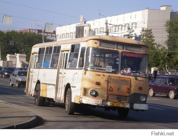 Вот как выглядел похмельный автобус в наше время: