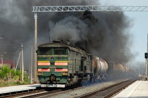 Наши тепловозы и по сей день внушают страх и ужас всем наймитам капитализма!
