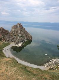 Сам недавно оттуда приехал, южную подкову всю искатал. На фото Транссиб, шаман-камень (шаманка), пляж у шаманки, о.Ольхон.
Красоты невероятные, и удачно попал, тут было +10, там +30 :)