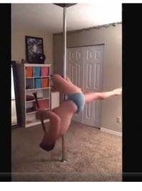 Подскажите, что за мелодия?