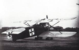 Ну давай начнем с того что эмблема появилась в 1917 году, а маркетинг тот который подразумеваешь ты и который используется в наше время зародился в 1923-27 году. 

По поводу самолетов если гуглить по запросу BFW CL. Schlachtflugzeug (серия авиационных моторов Bayerische Flugzeugwerke ) то мы получаем эти фото снизу, а  уж по ним можно и разглядеть вращающийся винт а уж тем более его стилизовать