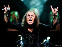 Почему современная музыка стала такой бездушной?