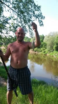 фотки чисто по сабжу. (это одна и та-же рыбка) :))