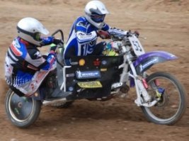 он там нужен был для равновесия
не в ту сторону вывесился