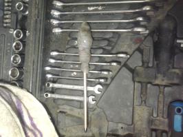 Я тоже распечатал в 3д, термическим пистолетом .Ручку для отвёртки