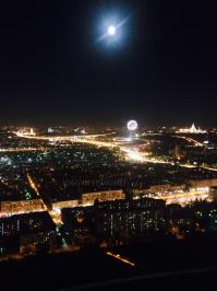 Современная Москва. 
салют дня города из Москва Сити снимал