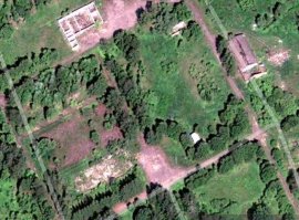 Служил в ПВО, Ступинский район, в/ч 52031 ("Доброта"),1980-82. Комплекс С-25 доживал последние деньки и уже речь шла о замене на С-300. Сейчас там все заброшено и разрушено.